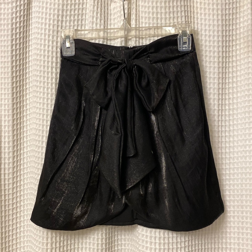 Do+Be Black Front Bow Shimmer Skirt